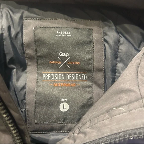 Gap Men’s Outdoor Edition Precision Designed Black Winter Jacket, Size Large - Picture 9 of 11
